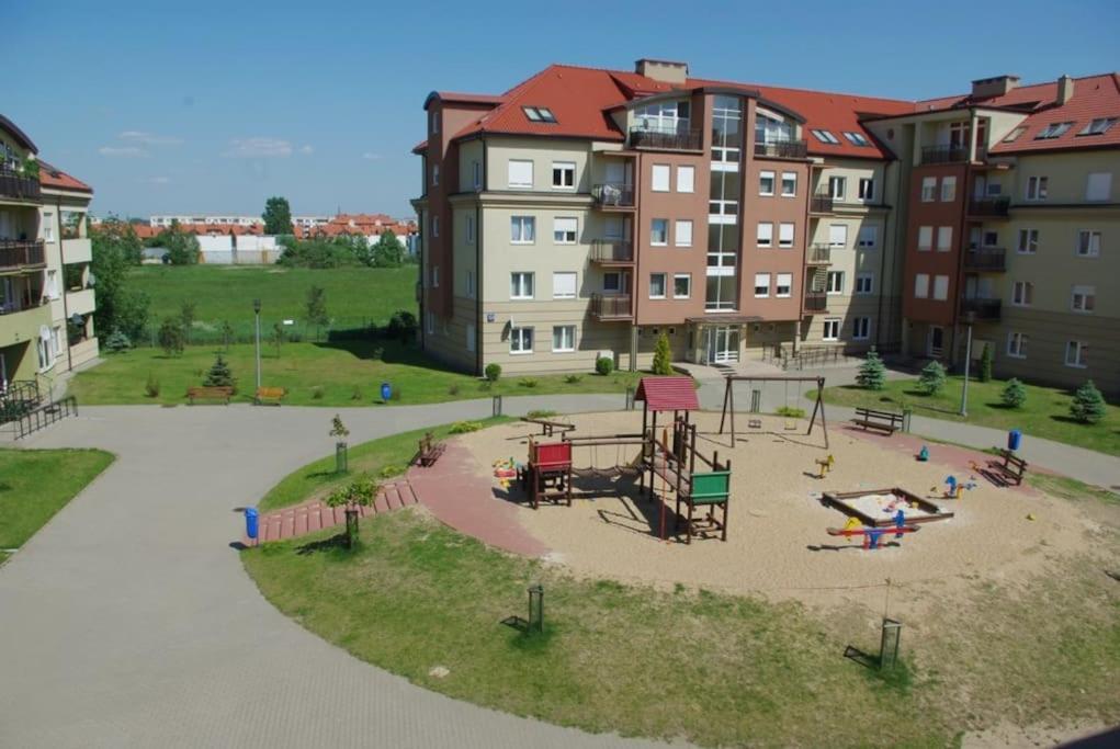 Przestronne Na Spokojnym Osiedlu, Free Parking Space Apartmán Varšava